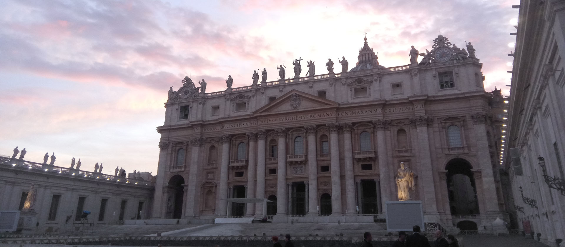 Les jésuites au service de l’Église : ils répondent aux appels du Pape François