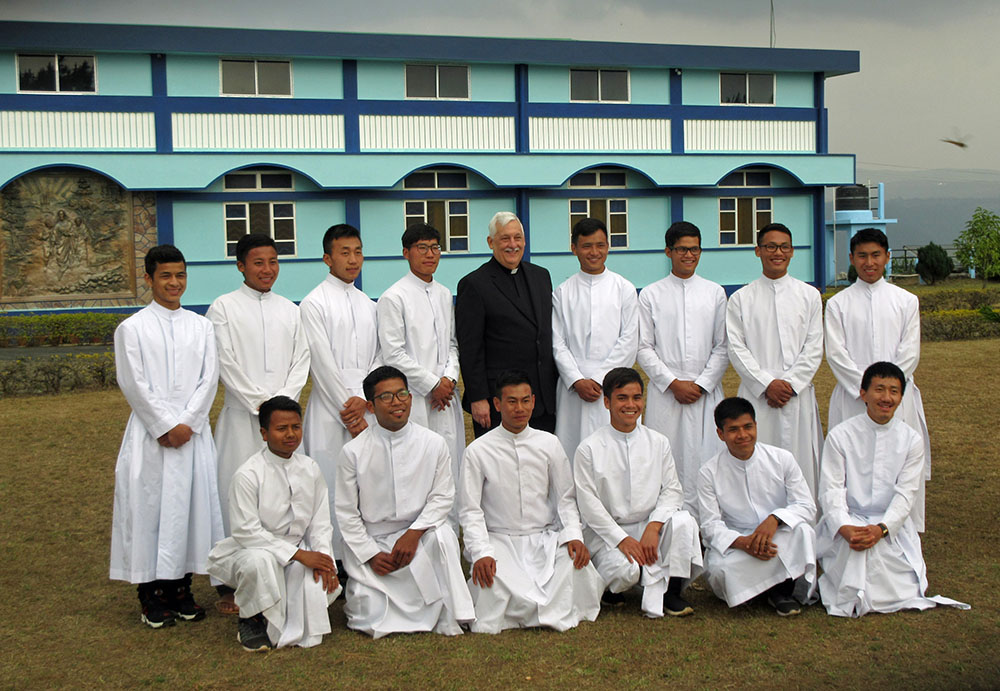 Fr. General with novices in Ka Kympei noviciate
