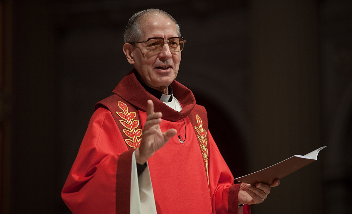 Fr. Adolfo Nicolás said a mass at St. Ignatius church on USF campus.
