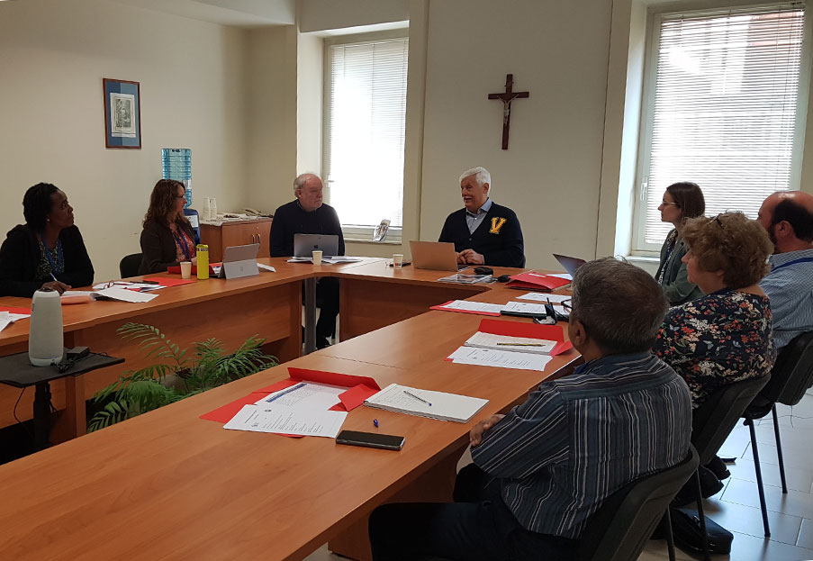 Proteger a las personas: una cuestión social que también afecta a la espiritualidad