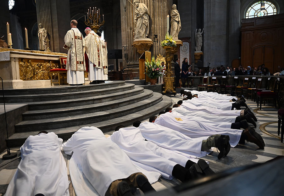 Nuevos diáconos jesuitas