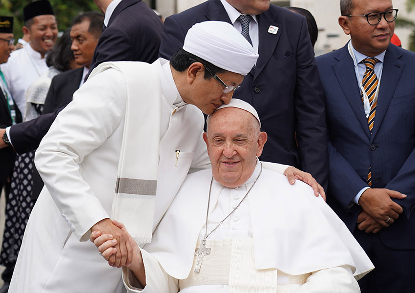 2024-10-01_interreligious-dialogue_pope-imam