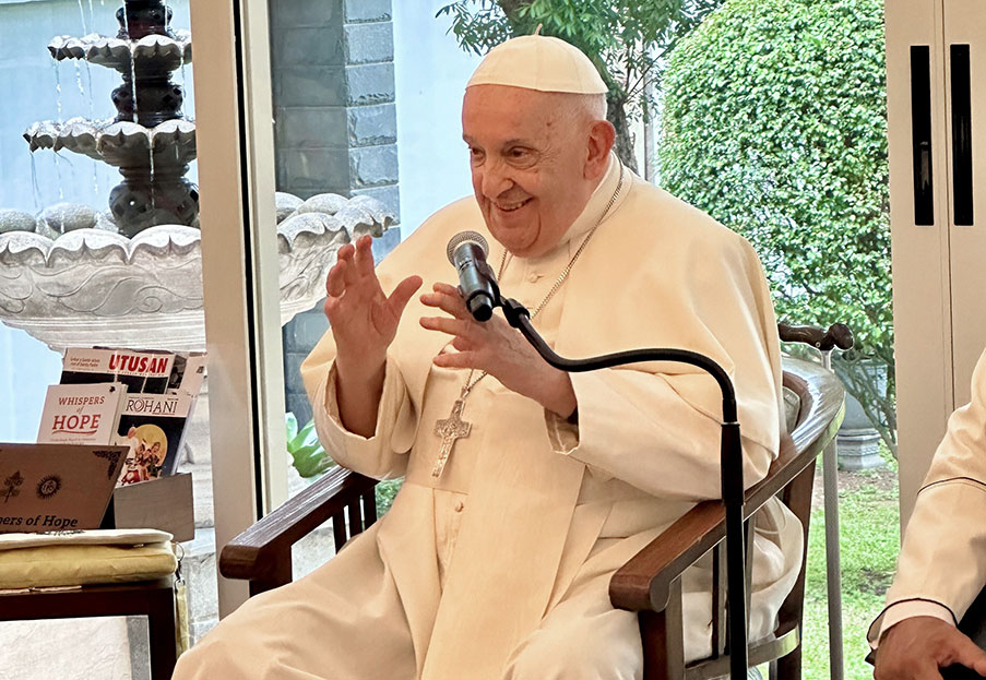 El Papa alimenta el testimonio valiente entre los jesuitas durante las Visitas Apostólicas