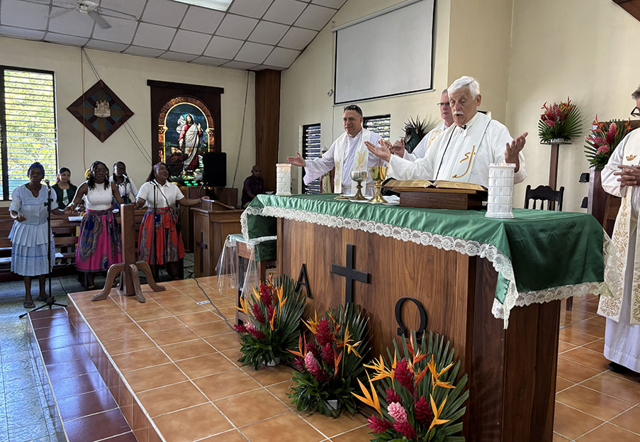 Una fe, muchas culturas | El Padre General celebra con las comunidades indígenas del sur de Belice