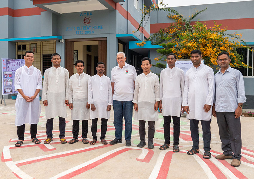 A novitiate takes root in Bangladesh