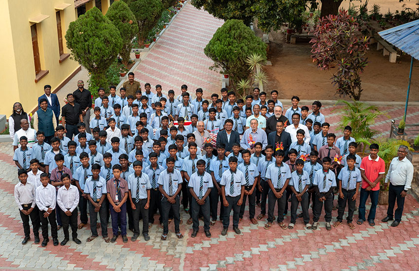 2026-03-10_fg-visit-india-ran-youth_students