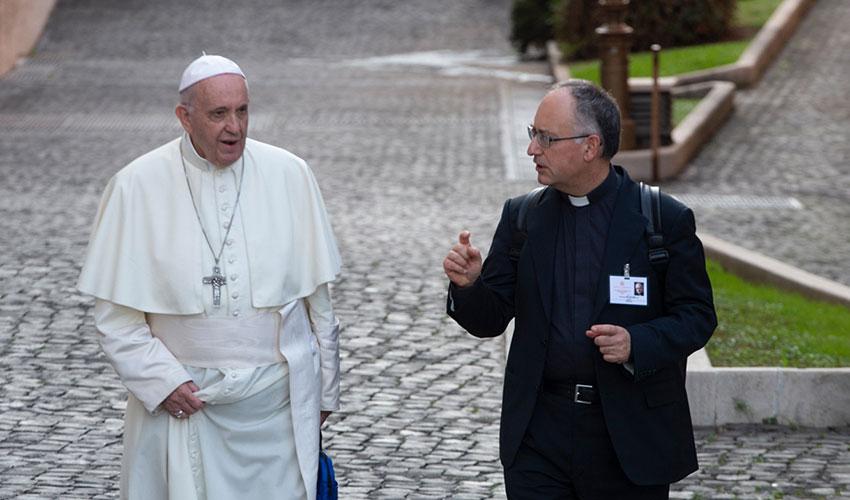 2026-04-21_pope-francis_spadaro_walking