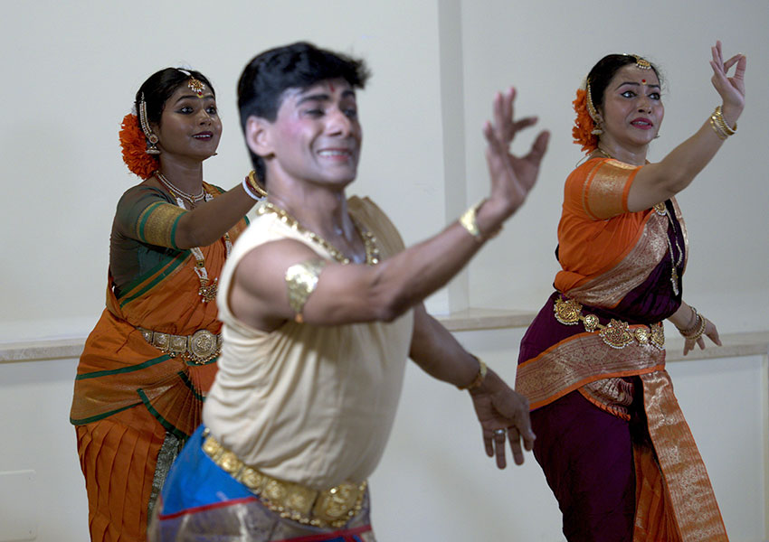 2026-06-09_indian-dance-st-francis_dance1